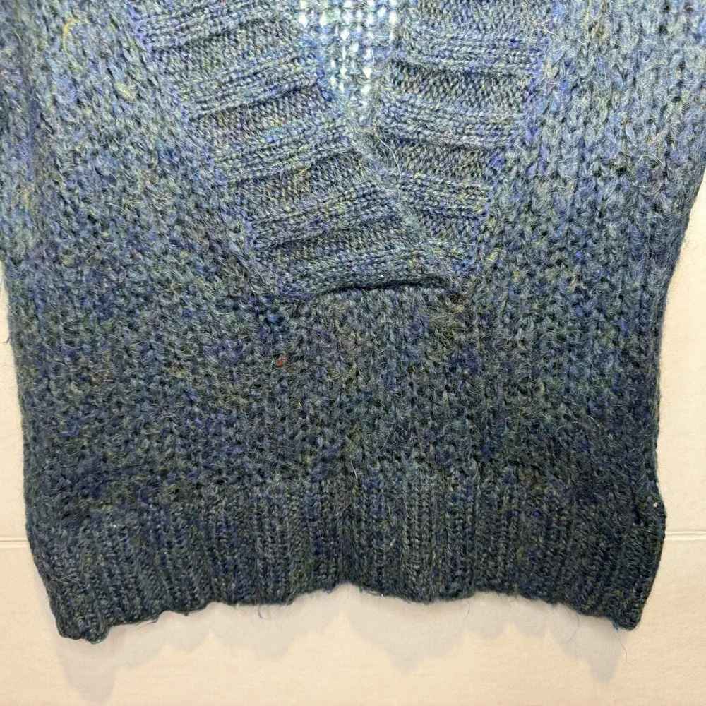 Free People Women's Size M Deep V Neck Knit Ribbed Collar Blue Pullover Sweater